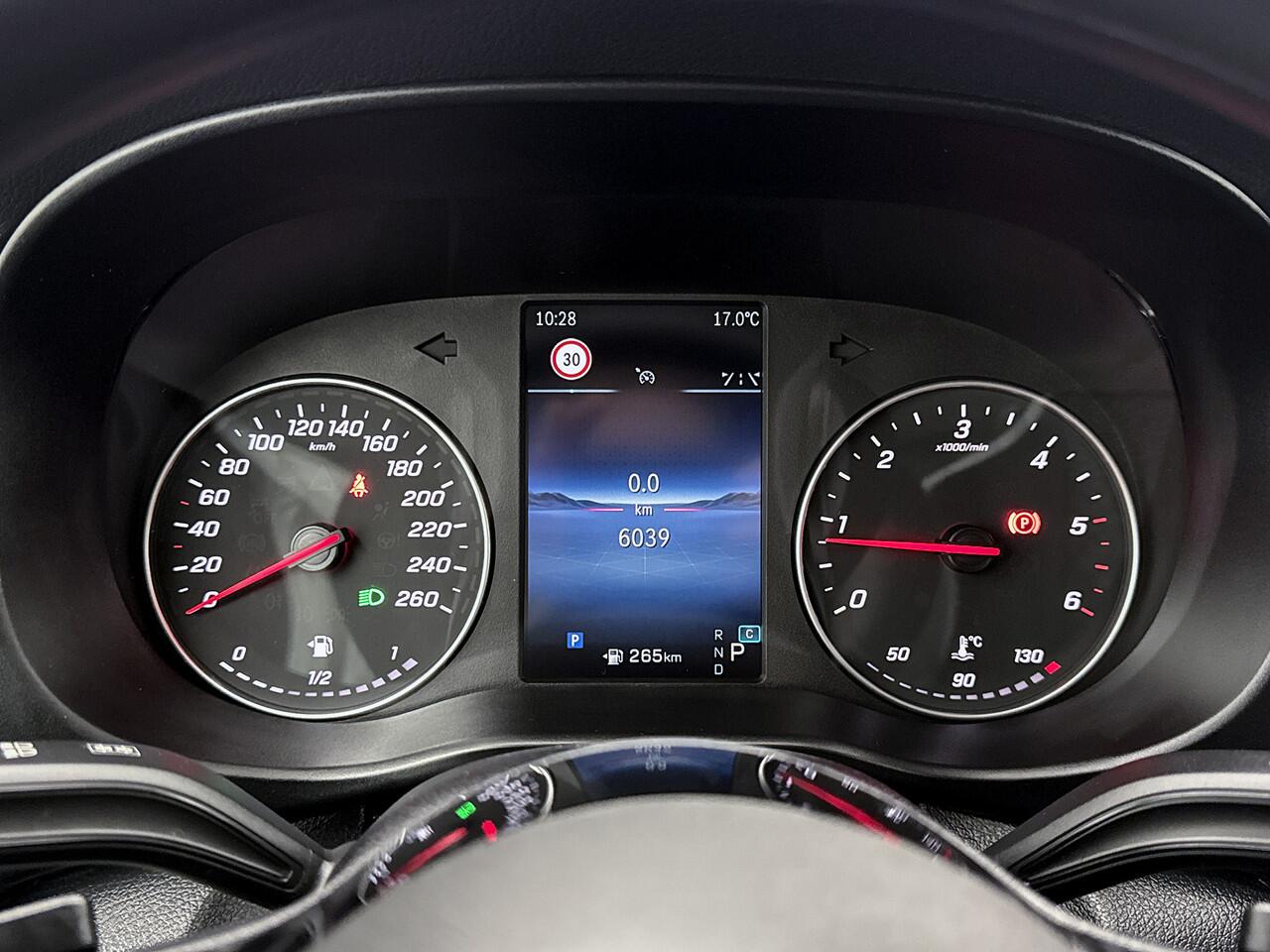 Mercedes-Benz VITO 116 CDI L2 Pro Multibeam Led Trekhaak Achteruitrijcamera met sonsoren Betimmering Cruise Control