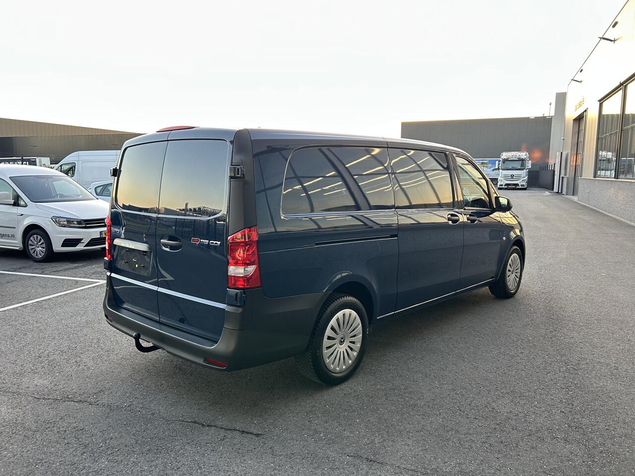 Mercedes-Benz VITO 116 CDI L3 Pro 2500KG Trekhaak / MBUX / Navigatie / Camera / Cruise control / Airco / Achterdeuren