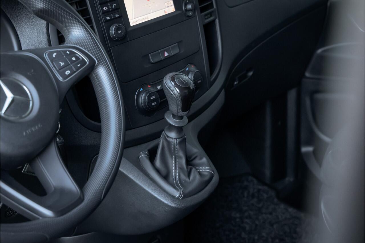 Mercedes-Benz VITO 111 CDI Lang - 19 inch AMG- Climate Controle