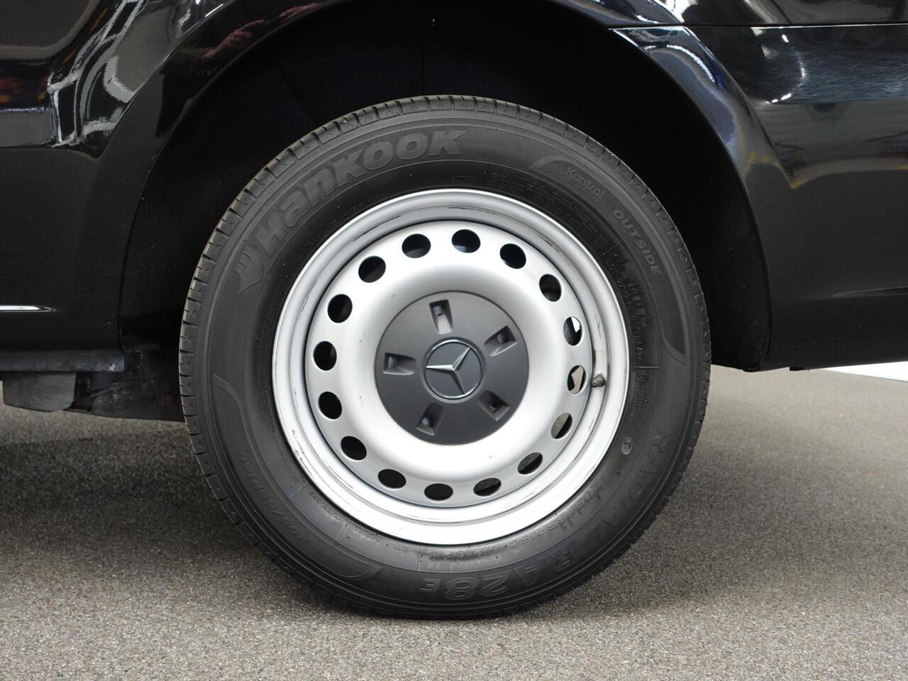 Mercedes-Benz VITO 114 CDI Automaat L2H1 Lang Navigatie Camera Cruise control Trekhaak Airco Euro6