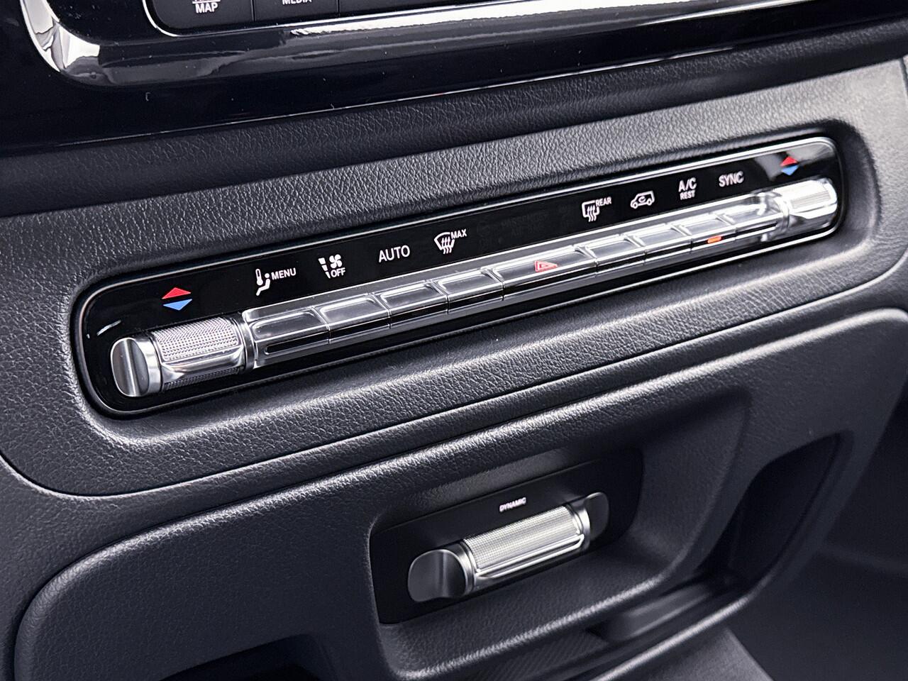 Mercedes-Benz VITO 119 CDI L3 19" inch AMG Dubbele Schuifdeur Multibeam LED Trekhaak Achteruitrijcamera Betimmering