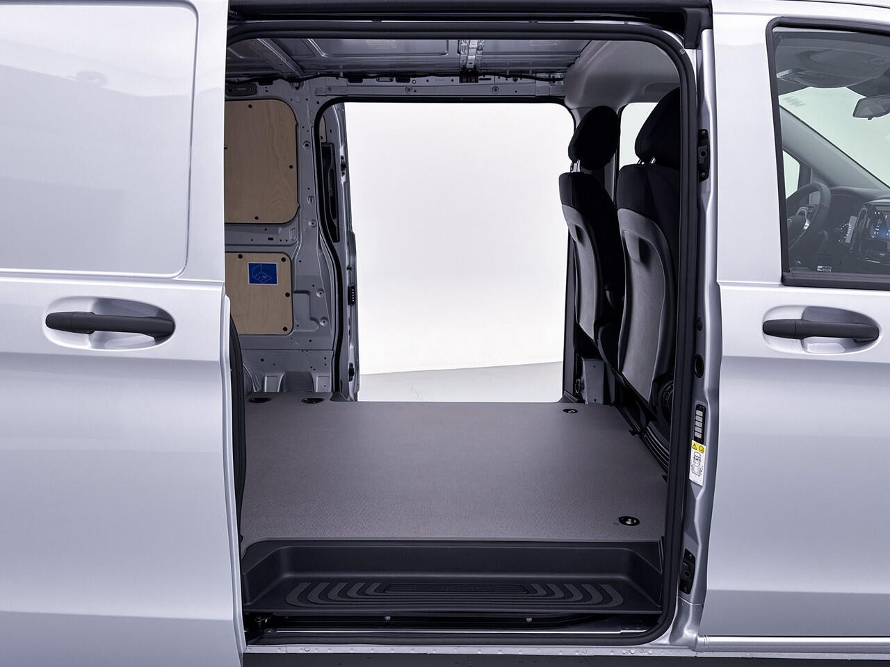 Mercedes-Benz VITO 119 CDI L3 19" inch AMG Dubbele Schuifdeur Multibeam LED Trekhaak Achteruitrijcamera Betimmering