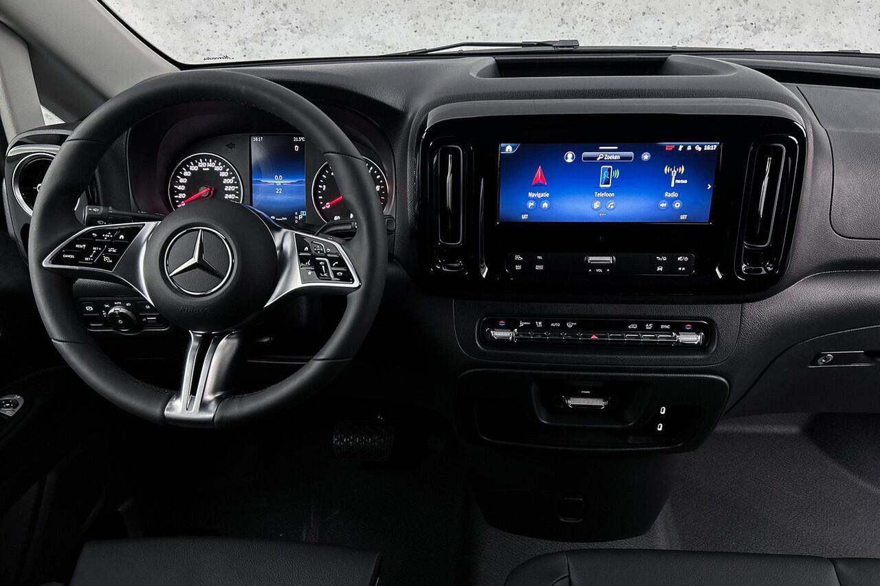 Mercedes-Benz VITO 119 CDI L2 Automaat | 2x schuifdeur | Leder | LED | Trekhaak | Camera | Parkeersensoren