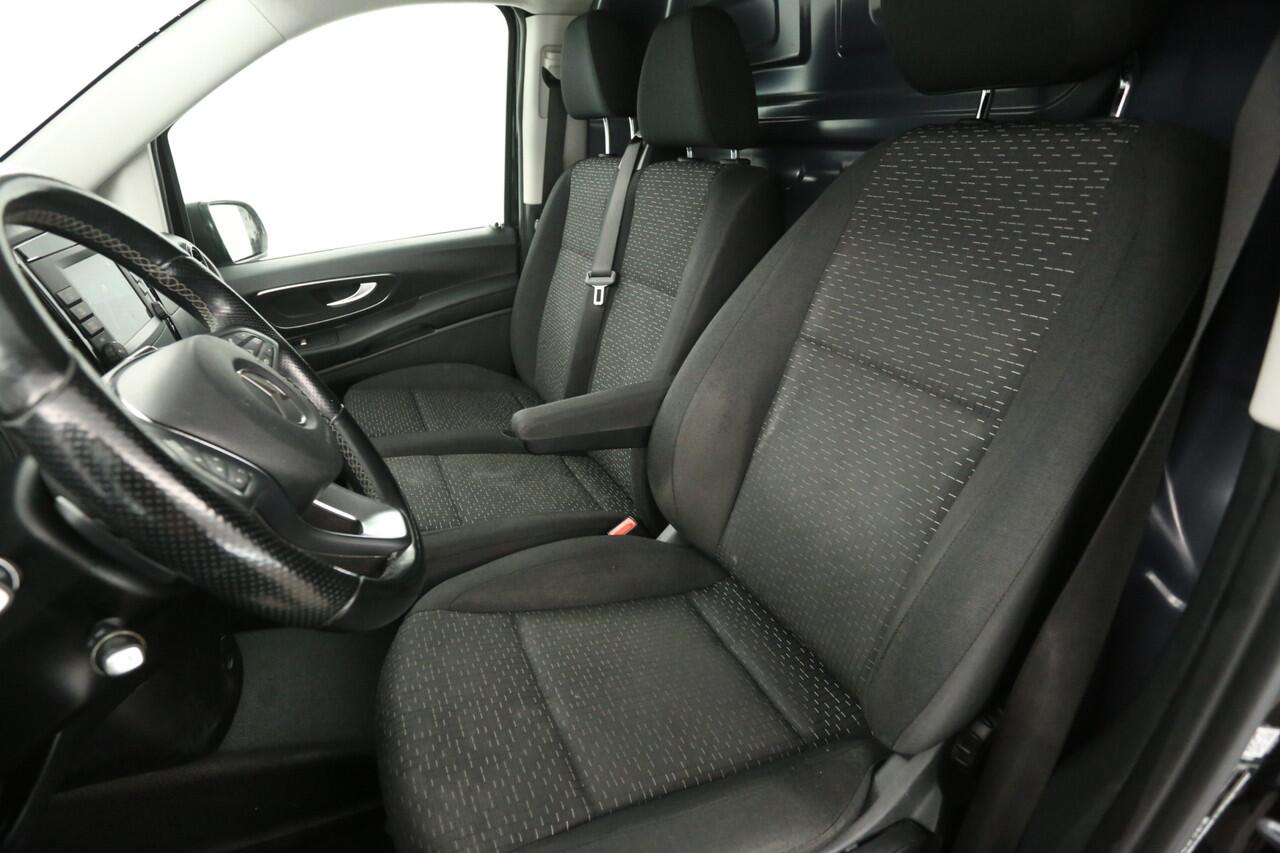 Mercedes-Benz VITO 114 CDI Lang | Aut. | Airco | Adaptive Cruise | Carplay | 3-Zits | Trekh. | Camera | Navi | 18"LMV