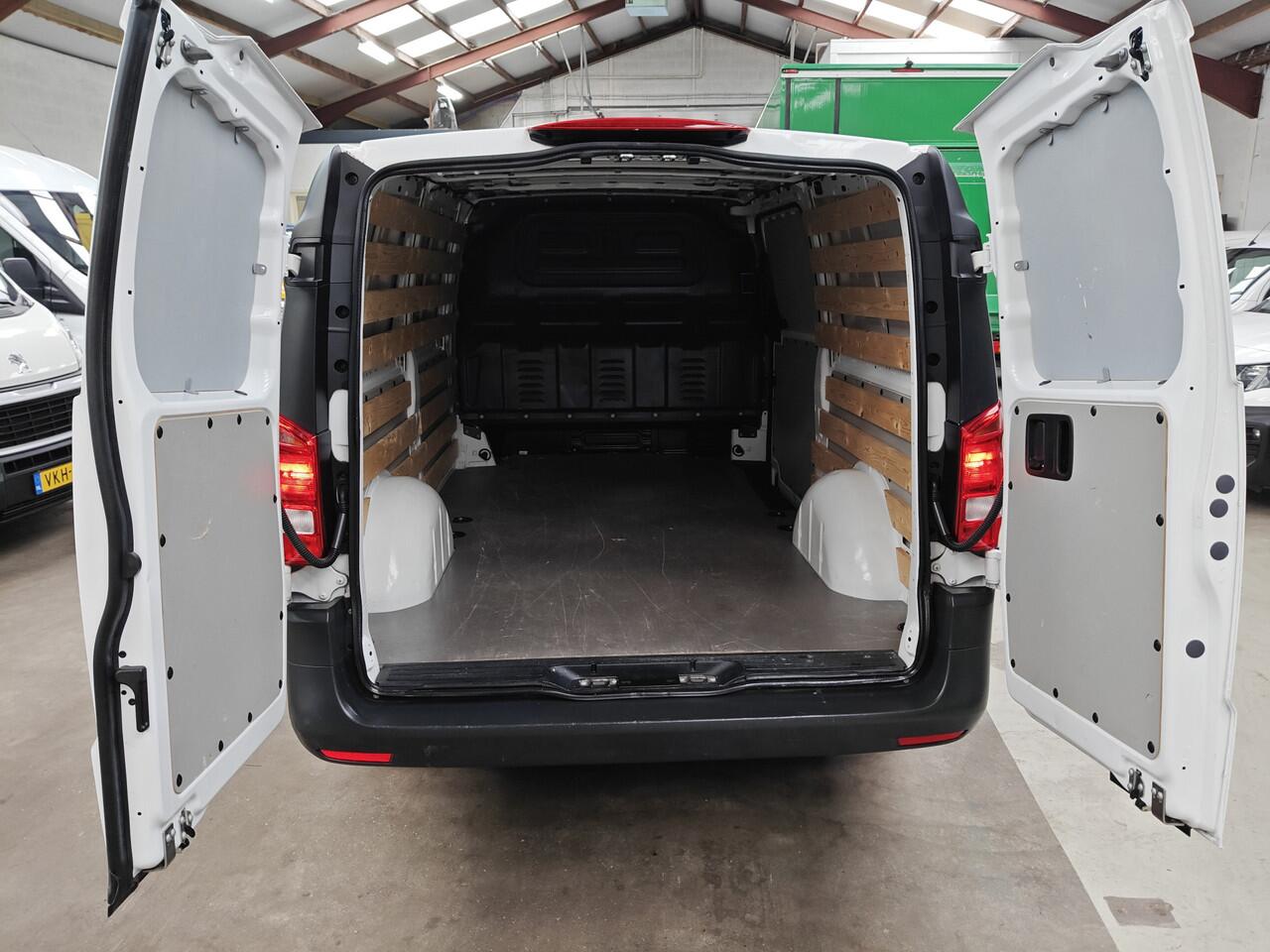 Mercedes-Benz VITO eVito Extra Lang 41 kWh elektrisch 24DKM!!