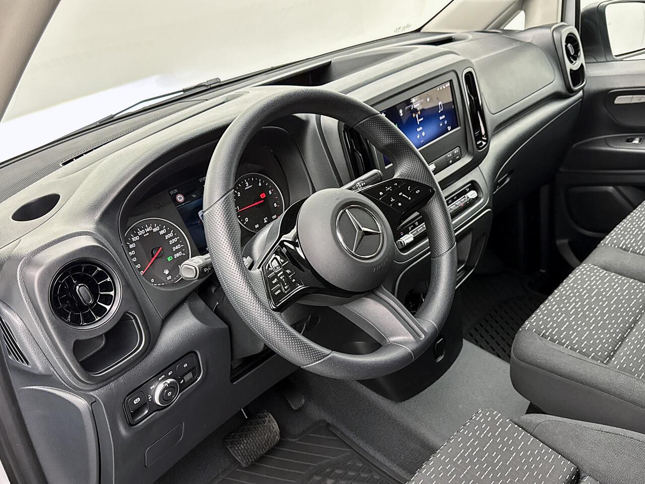 Mercedes-Benz VITO 116 CDI L2 Pro Trekhaak Achteruitrijcamera Multibeam LED Betimmering Cruise Control