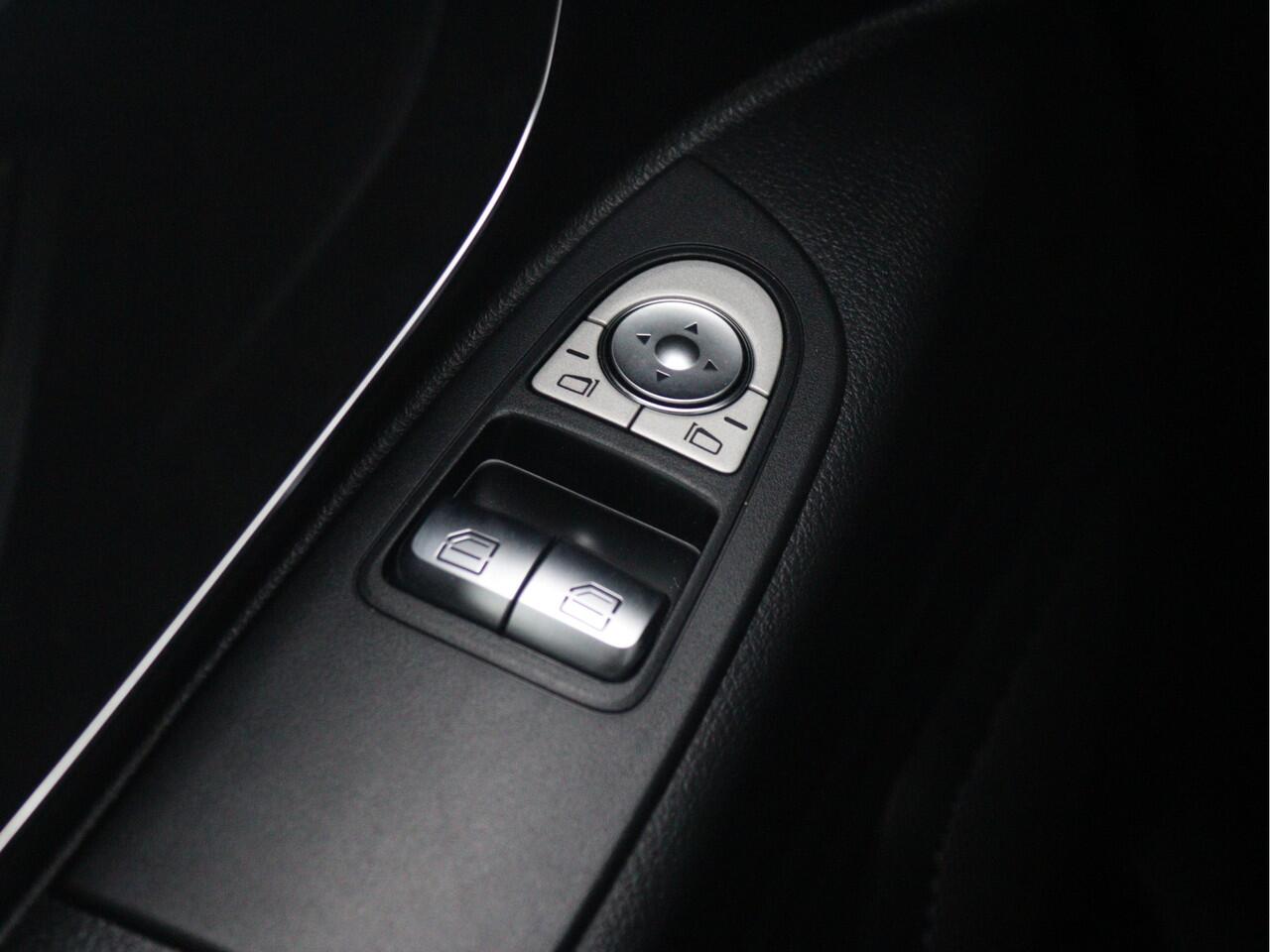 Mercedes-Benz VITO 116 CDI L2 D.C. Pro | AIRCO/CAMERA/CRUISE/2.500KG AHW | Certified