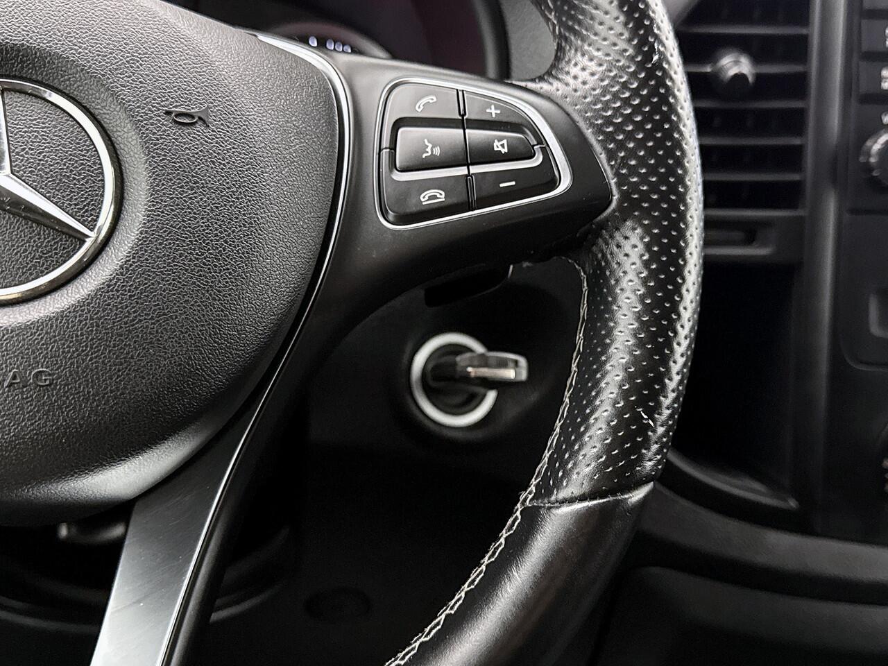 Mercedes-Benz VITO 116 CDI Extra Lang LED Trekhaak Navigatie Apple Carplay/Android Auto Cruise Control