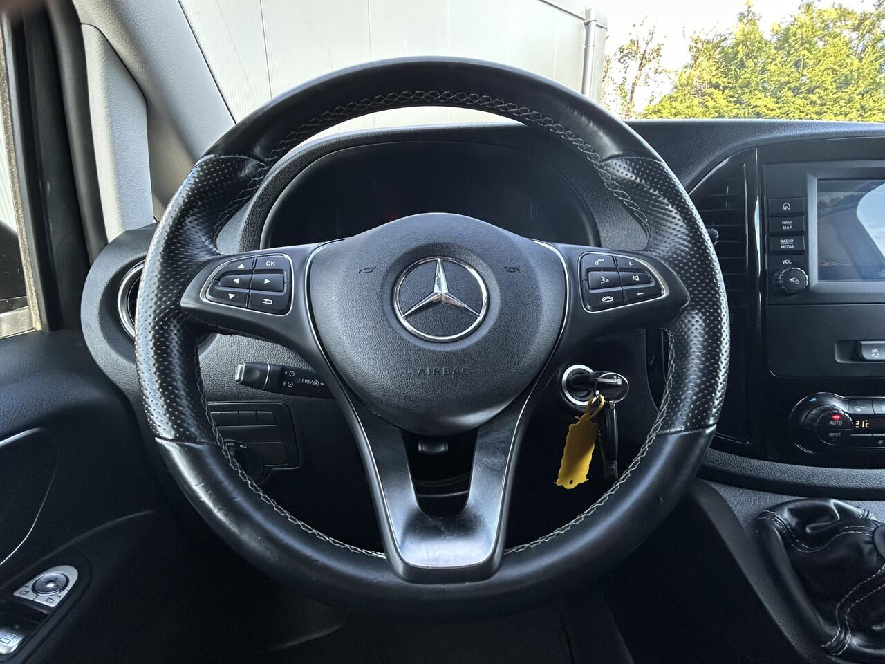 Mercedes-Benz VITO 114 CDI 136 PK / L2H1 / 1e EIG. / 35.924 KM !! / LED / ECC / CRUISE / NAVI / CAMERA / APPLE CARPLAY / PDC