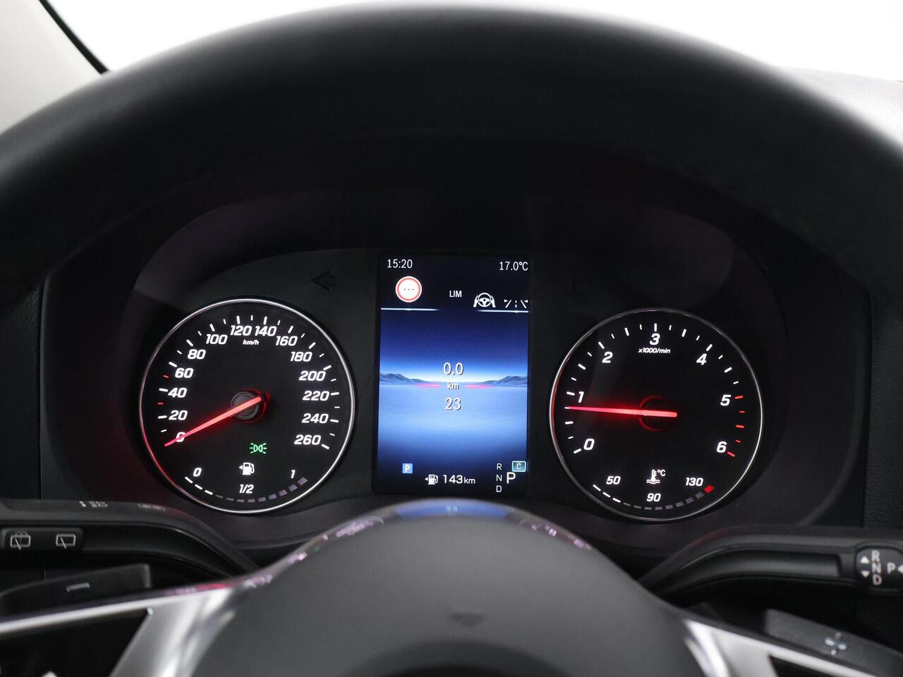 Mercedes-Benz VITO 119 CDI Aut. | XL L3 | Select | EDITION | Luchtvering | Distronic Plus | Spiegelpakket | Stoelverwarming | Dodehoekassistent | Climate Control | Parkeerpakket | Comfortstoelen | Afneembare trekhaak | Lichtmetalen Velgen |