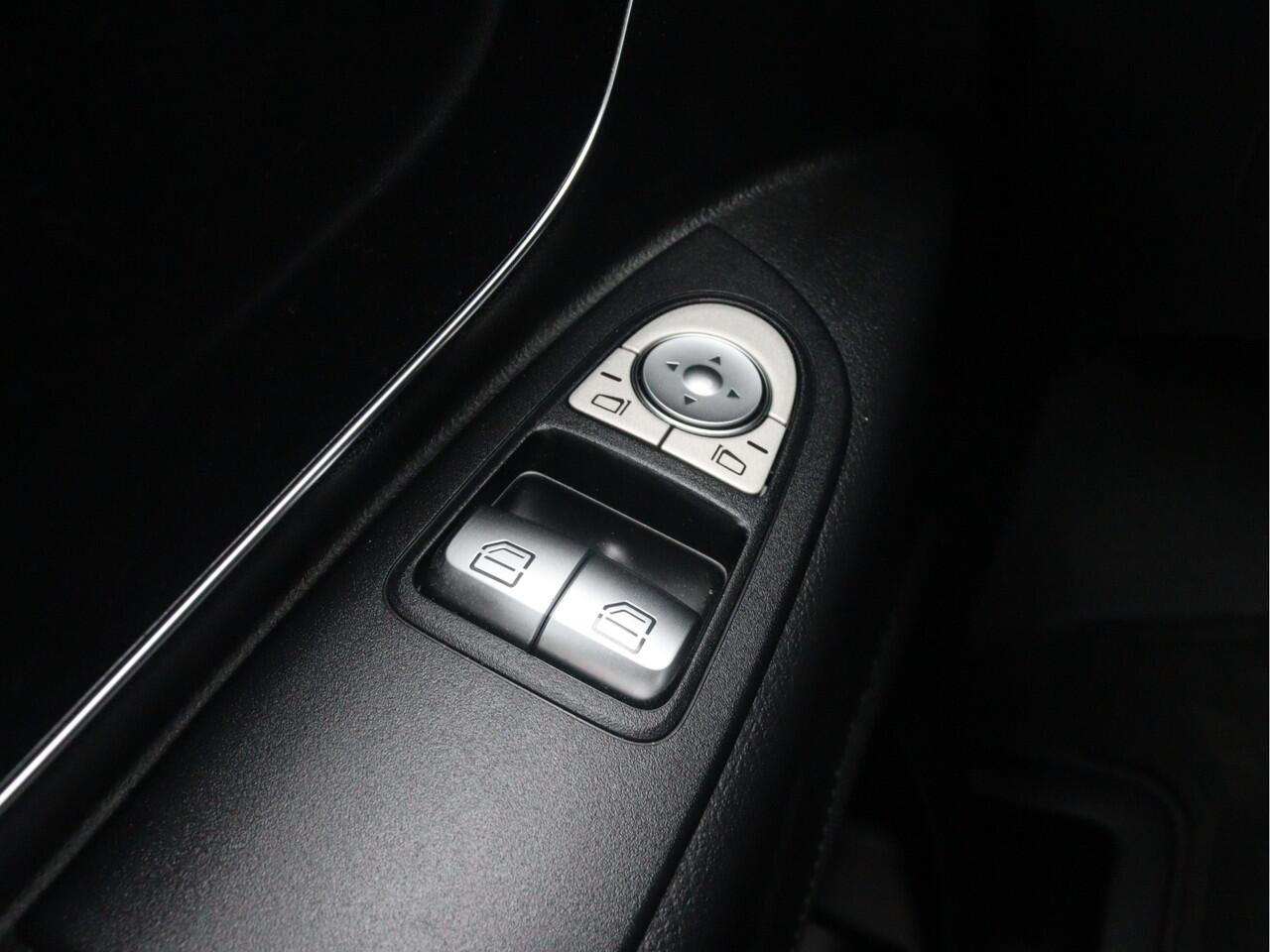 Mercedes-Benz VITO 114 CDI L2 Select | CLIMA/CAMERA/CRUISE/2.500KG AHW | Certified