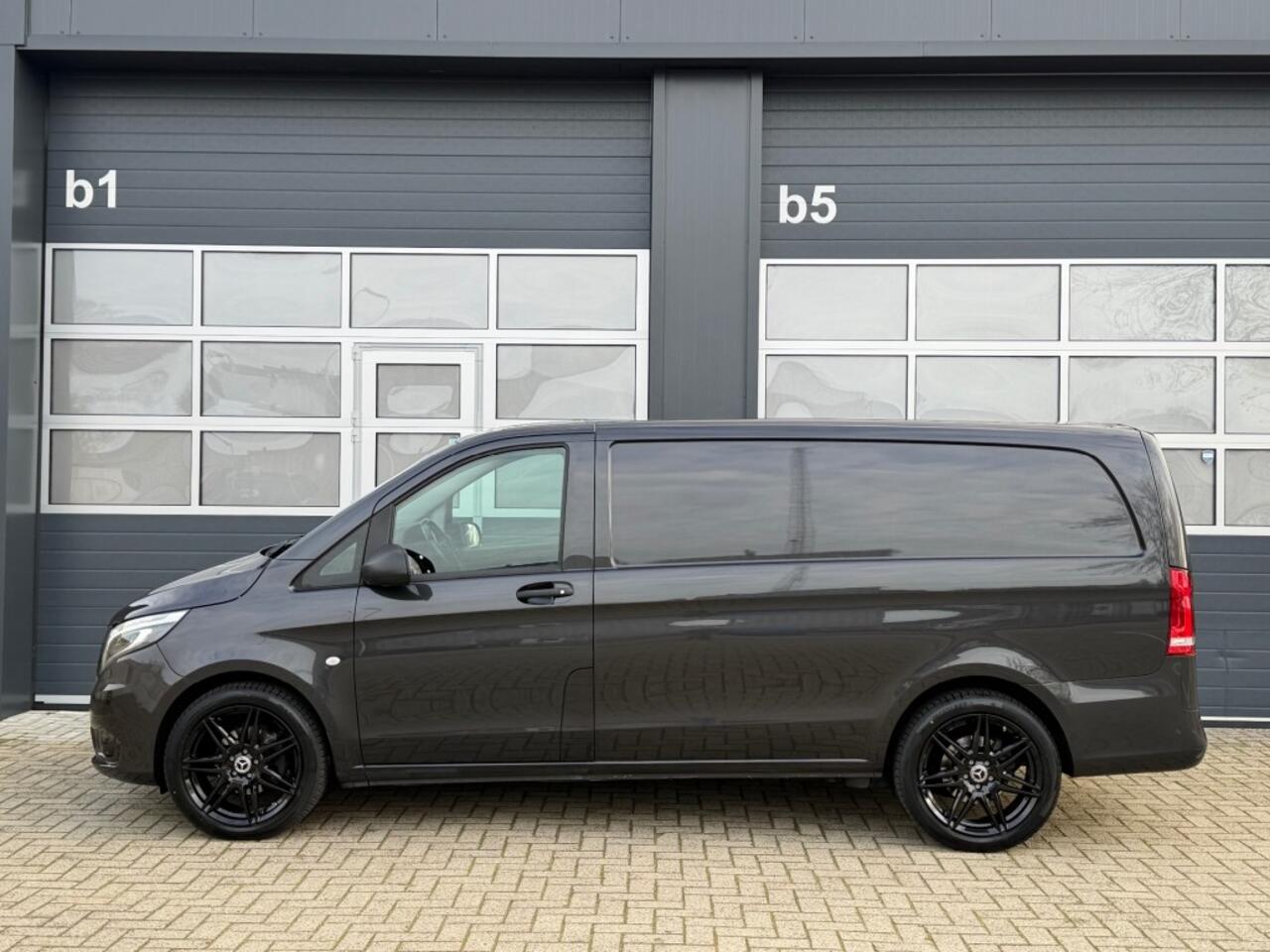 Mercedes-Benz VITO 114 CDI L2 Automaat GB / Navi / Airco / Trekhaak / Led