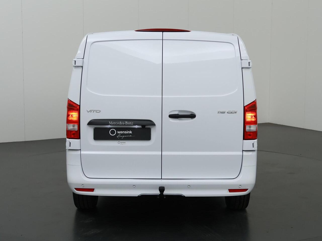 Mercedes-Benz VITO Bestelwagen 116 CDI L2 Pro | Achterdeuren | Trekhaak 2500 KG | Achteruitrijcamera | Dodehoekassistent |