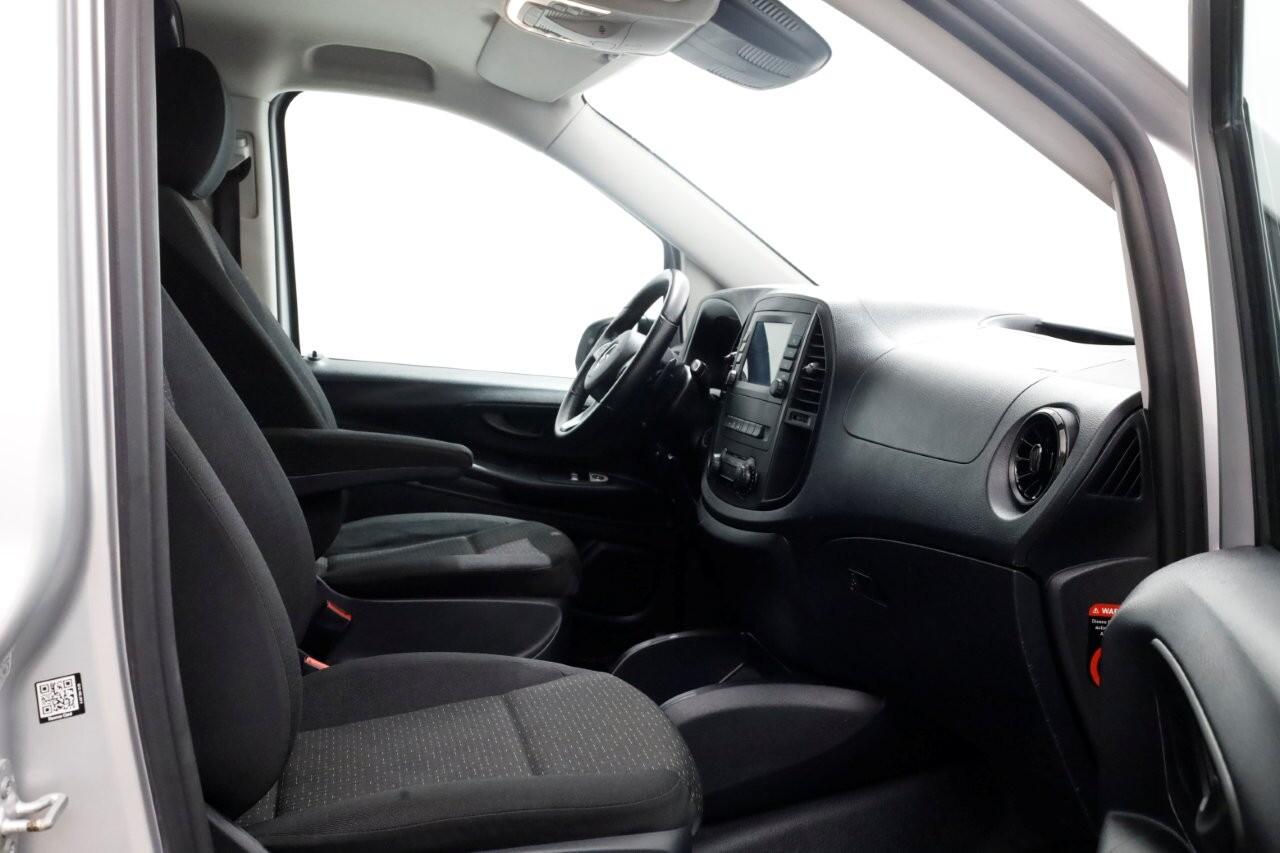 Mercedes-Benz VITO 114 CDI 136pk Compact 9G Automaat 2x Schuifdeur/LED/Camera/Inrichting 05-2022