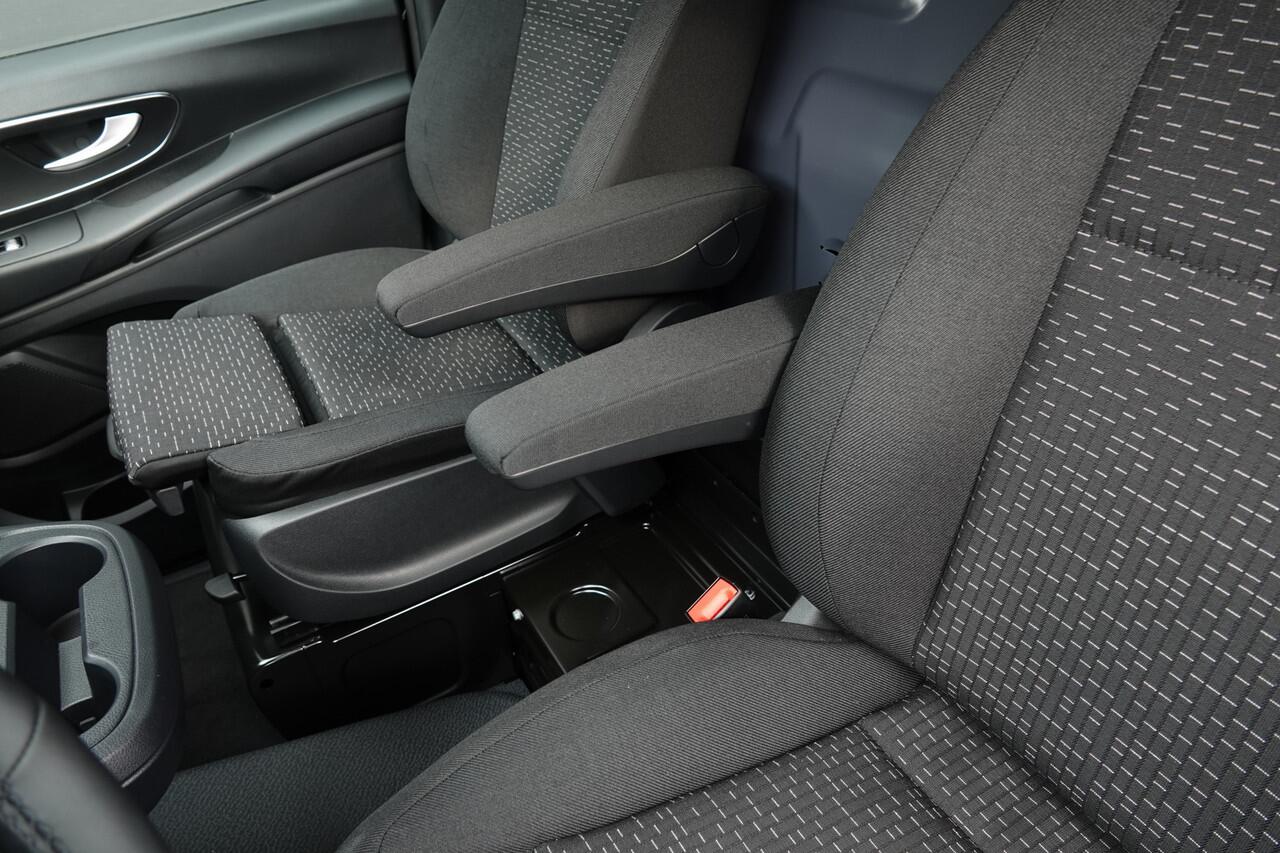 Mercedes-Benz VITO 119Cdi 190Pk 9G-Tronic Aut. | Select | Lang | 360° Camera | 2xSchuifdeur | Treeplanken | 20'' | Obsidian Black | Nieuw Model