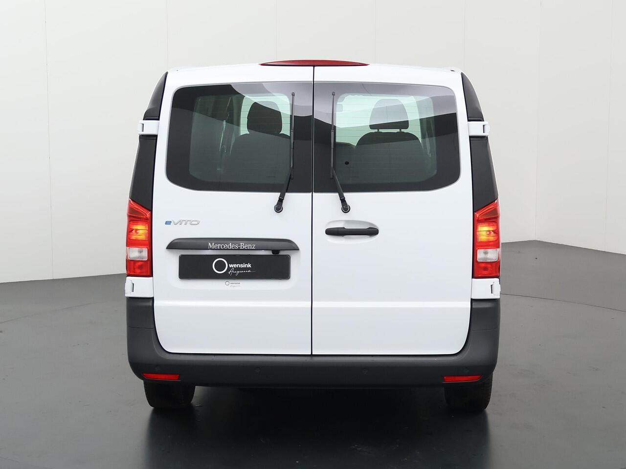 Mercedes-Benz VITO eVito Bestelwagen 66 kWh L2 | Navigatie | Achteruitrijcamera| Stoelverwarming | Lederen stuurwiel | Achterdeuren |