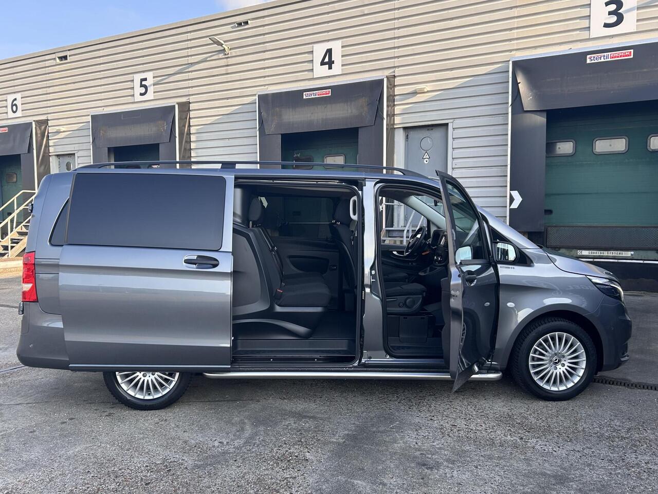 Mercedes-Benz VITO 114 CDI Lang DUB.CAB. / LED-pakket / Parkeerpakket / 2 x Schuifdeur
