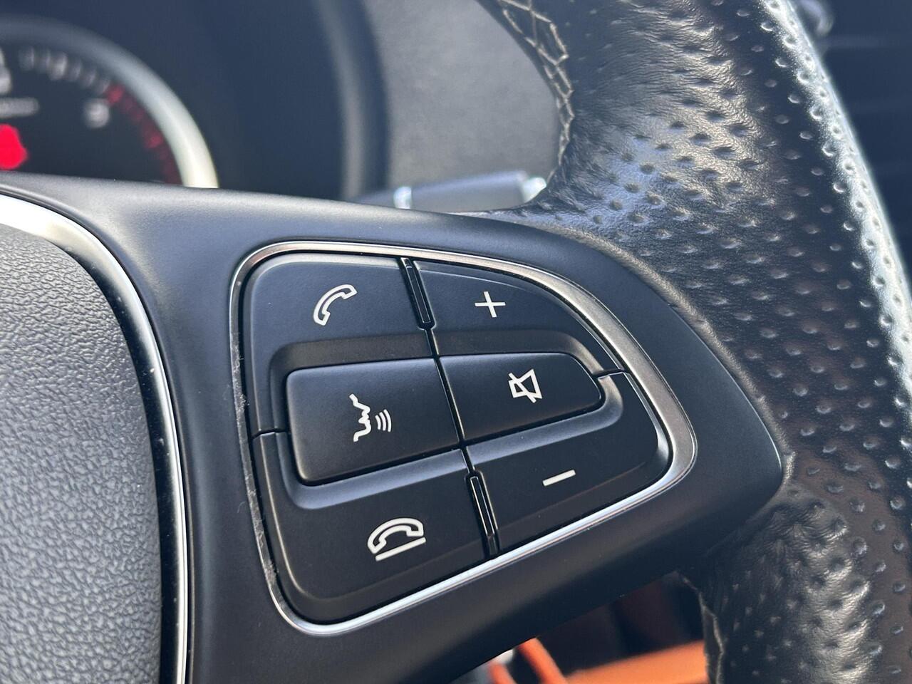 Mercedes-Benz VITO 114 CDI Lang Dubbel Cabine | Trekhaak | Cruise Control | Airco