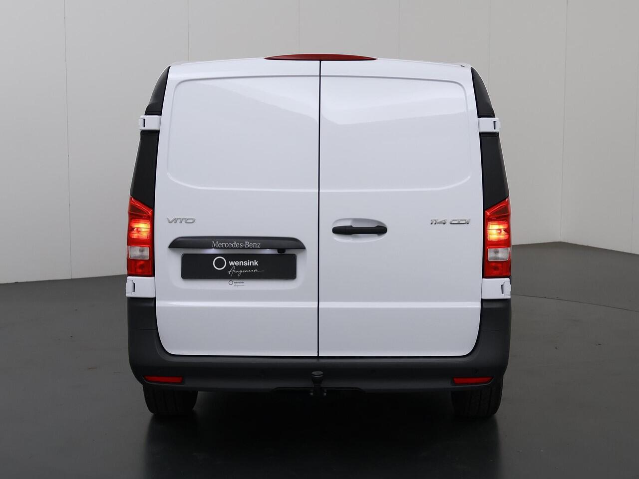 Mercedes-Benz VITO Bestelwagen 114 CDI L2 PRO | Achterdeuren | Trekhaak 2500 KG | Achteruitrijcamera | Dodehoekassistent |