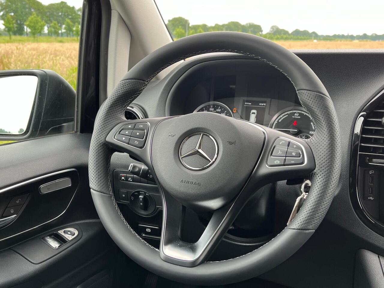 Mercedes-Benz VITO eVito Bestelwagen 66 kWh L3 | Navigatie | Airco | Bluetooth | Stoelverwarming