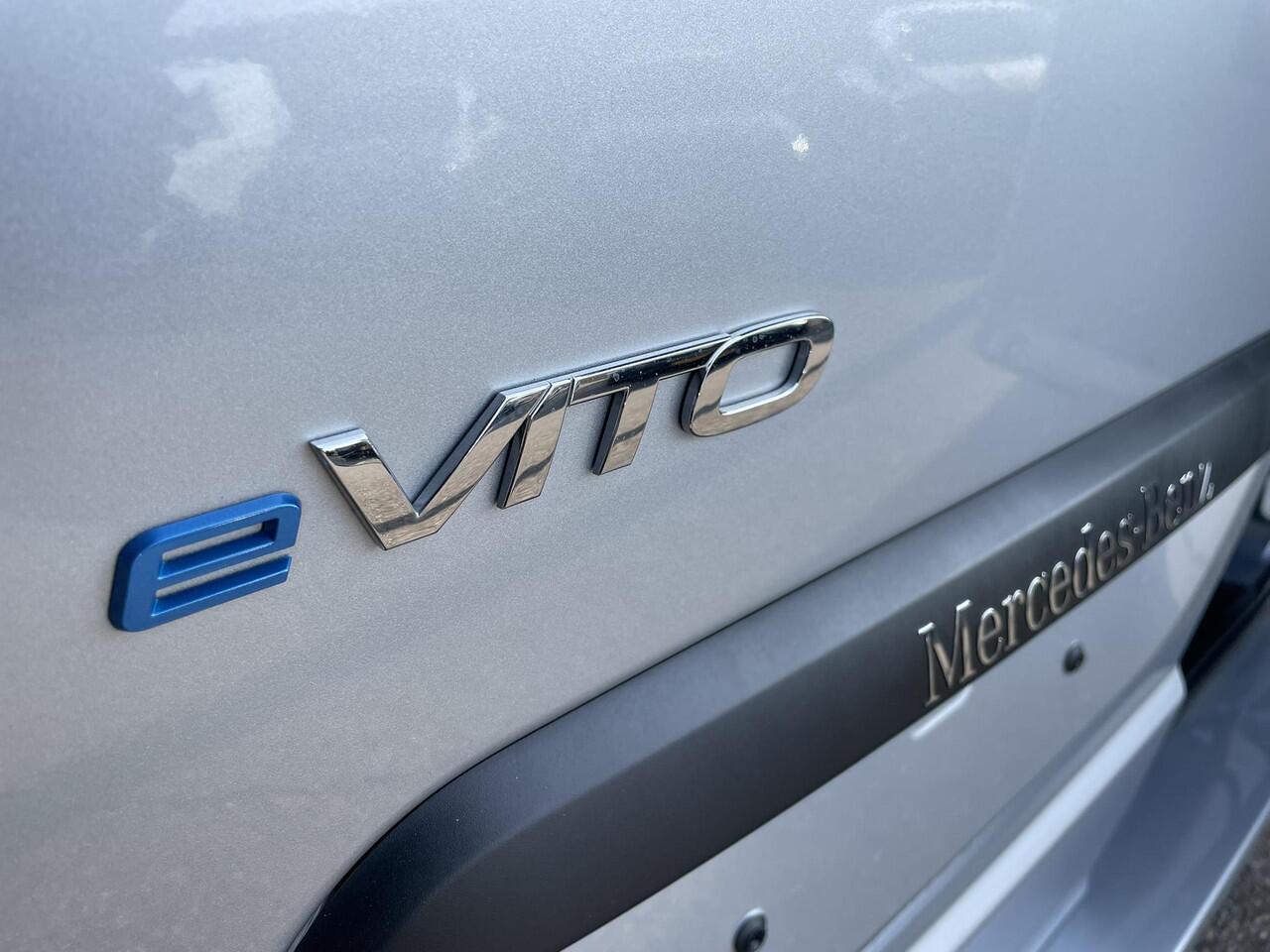 Mercedes-Benz VITO eVito 112 L2 60 kWh | Stoelverwarming | Cruise Control | Smartphone Installatie