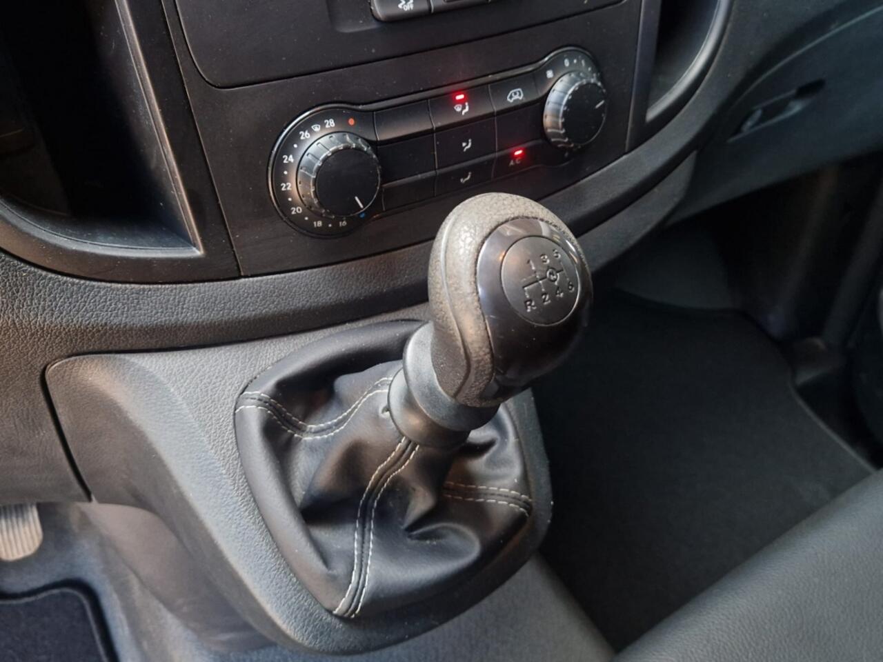 Mercedes-Benz VITO 116 CDI Extra Lang, TREKHAAK / LEER