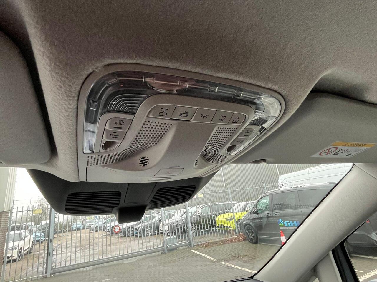 Mercedes-Benz VITO eVito 112 L2 60 kWh Mercedes-Benz eVito eVito 112 L2 66 kWh