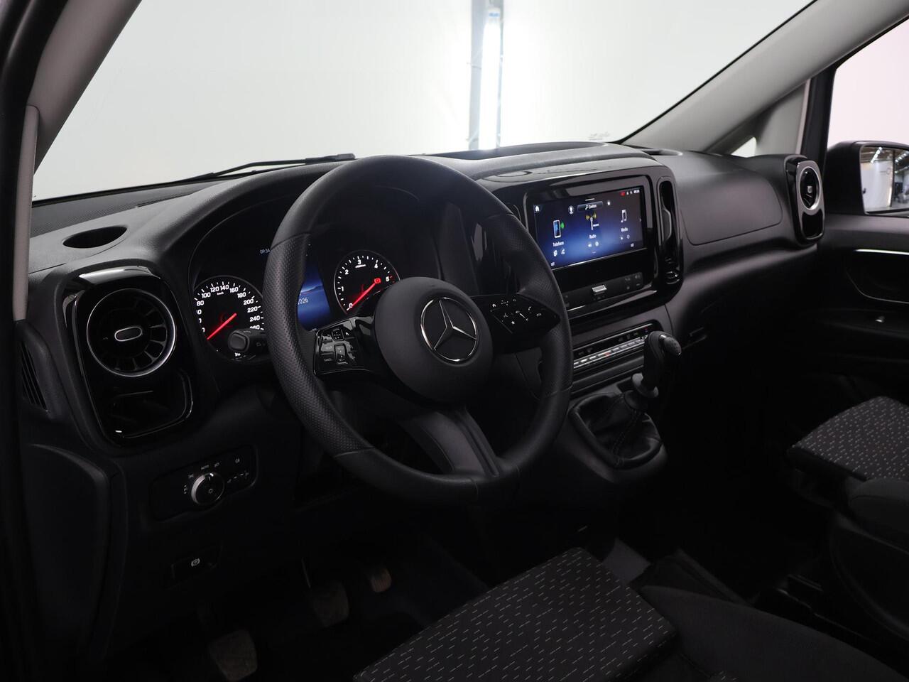 Mercedes-Benz VITO 114 CDI | Lang L2 | Pro | Parkeercamera | Bluetooth | Climate Control | Cruise Control | Trekhaak | 2-zits | Comfort-stoelen