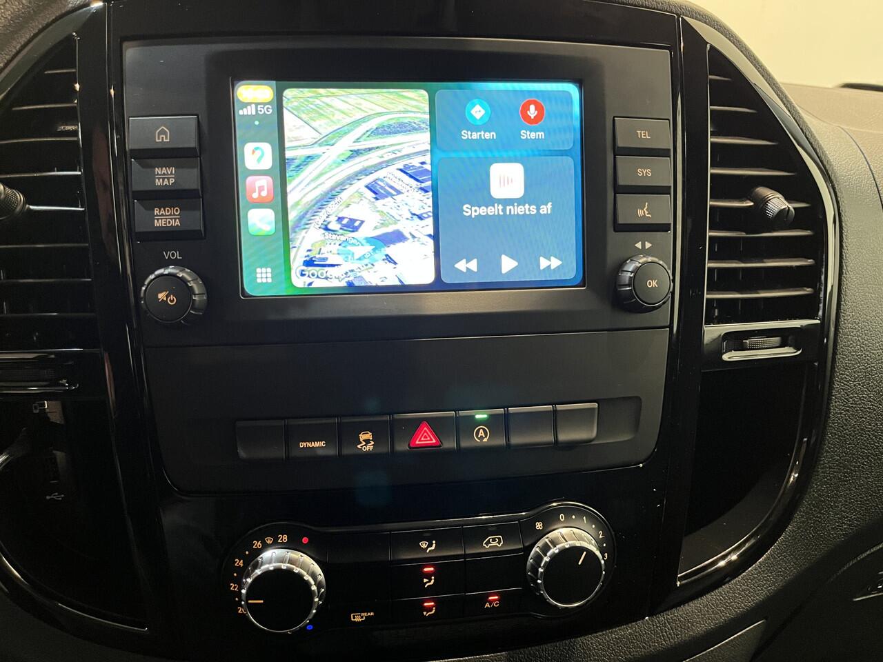 Mercedes-Benz VITO 116 CDI Lang Automaat / Euro 6 / Airco / Cruise Control / Camera / CarPlay / Navigatie / 3-Zits / 1.000 KM !! Z.G.A.N. !!