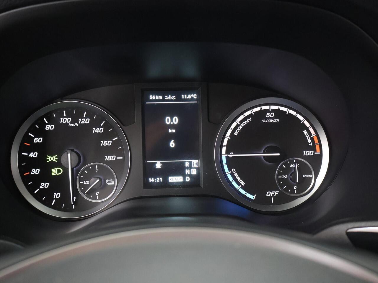 Mercedes-Benz VITO eVito Bestelwagen 66 kWh L2 | Navigatie | Achteruitrijcamera| Stoelverwarming | Lederen stuurwiel | Achterdeuren |