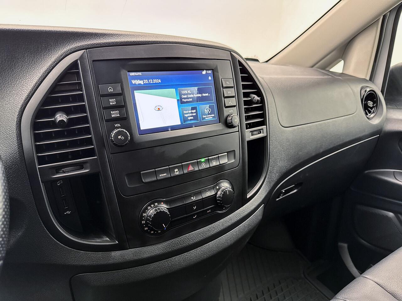 Mercedes-Benz VITO 116 CDI Extra Lang LED Trekhaak Navigatie Apple Carplay/Android Auto Cruise Control