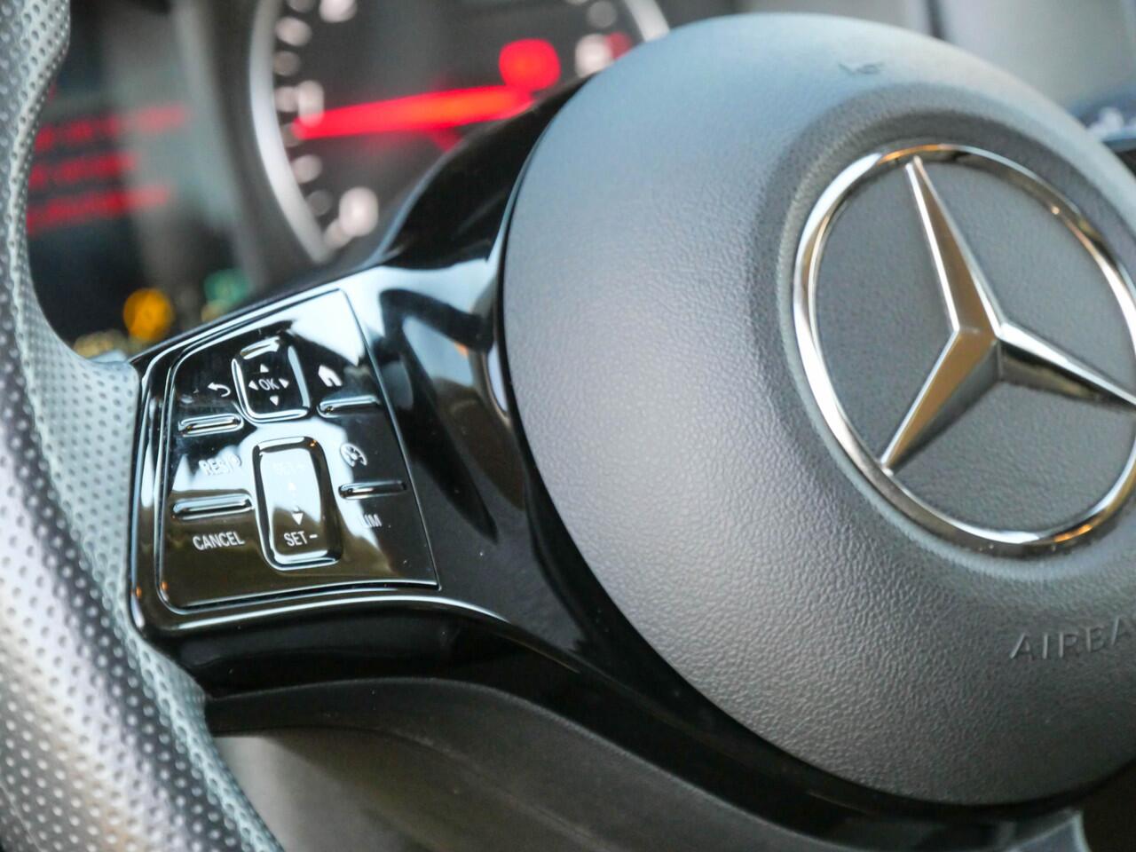 Mercedes-Benz VITO 119 CDI L3 Pro Select | LED | 19 INCH |