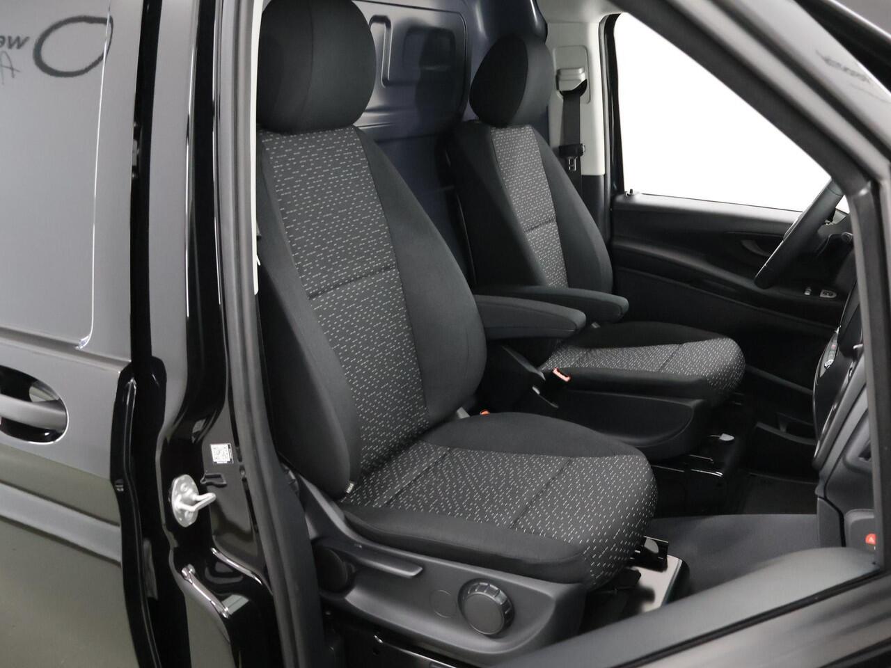 Mercedes-Benz VITO eVito 112 GB L2 | Achteruitrijcamera | Navigatie | Dodehoekassistent | Stoelverwarming | Achterdeuren |