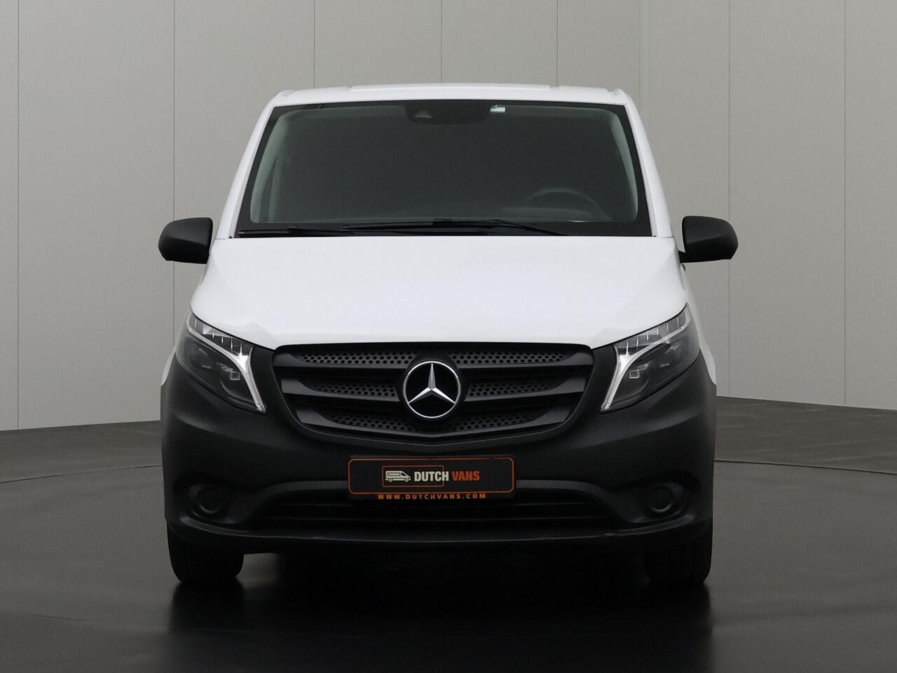 Mercedes-Benz VITO 114CDI 9G-Tronic Automaat | Led | Trekhaak | Multimedia | Camera | 3-Persoons | Airco | Cruise