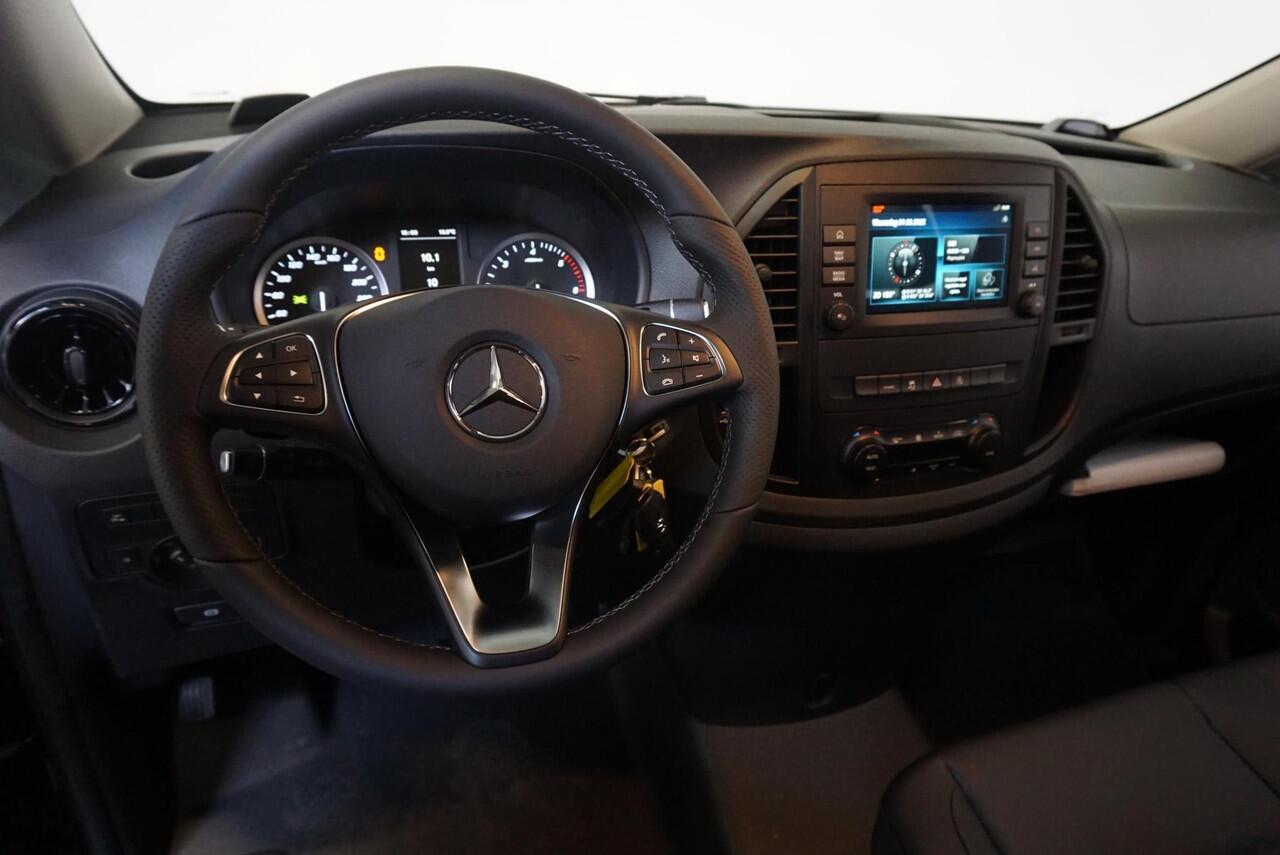 Mercedes-Benz VITO 114 CDI Lang Dubbele Cabine Automaat Airco Navigatie Parkeersensoren 6-zits Trekhaak