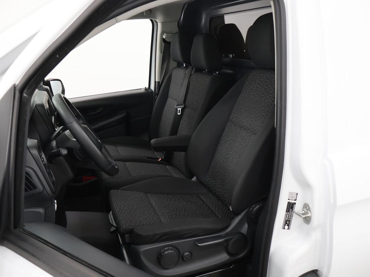 Mercedes-Benz VITO 116 CDI | AUT. | L2 | PRO | NAVIGATIE | PARKEERCAMERA | CRUISE CONTROL | 3-ZITS | ACHTERDEUREN | STOELVERWARMING | DODEHOEK DETECTIE | SPIEGELPAKKET | ALARM