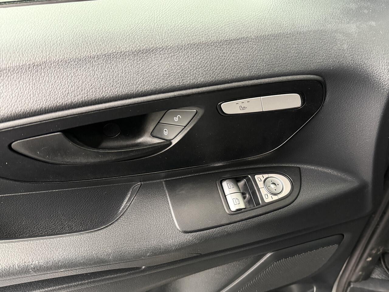 Mercedes-Benz VITO 116CDi Lang Business | Led | Trekhaak | Navigatie | Camera | 3-Persoons | Airco | Cruise