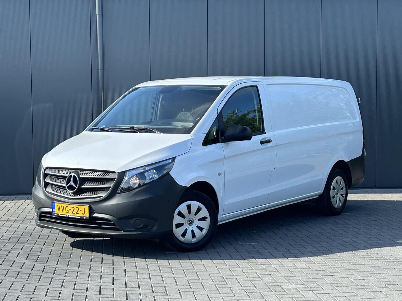 Mercedes-Benz VITO 110 CDI RWD / L2H1 / 1e EIGENAAR / TREKHAAK / 50.667 KM !! / ECC AIRCO / CRUISE / BLUETOOTH