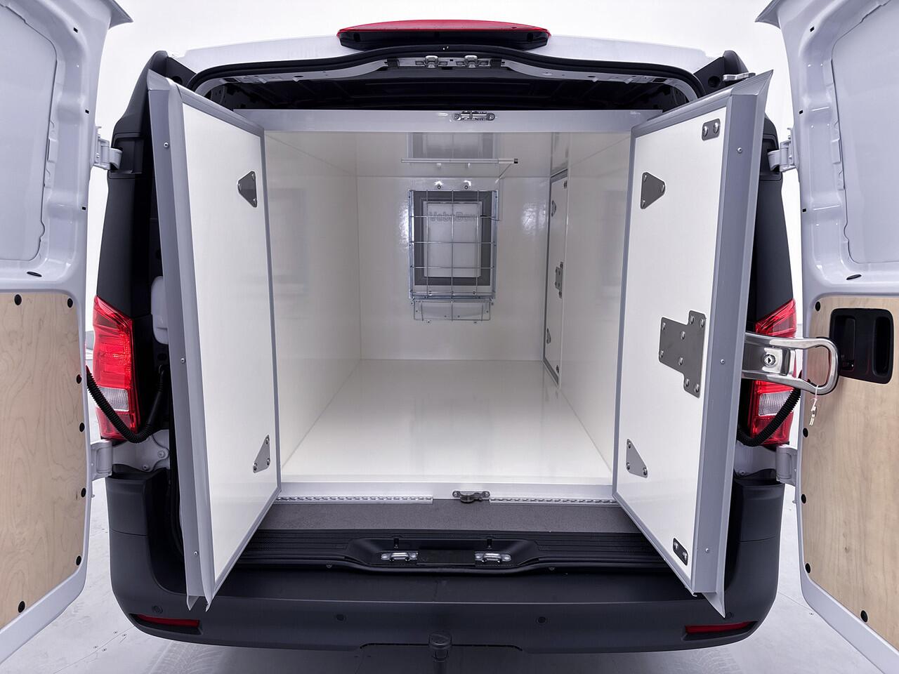 Mercedes-Benz VITO 116 CDI L2 Pro Vebabox koeling Trekhaak Multibeam LED Betimmering Achteruitrijcamera met Parkeersensoren