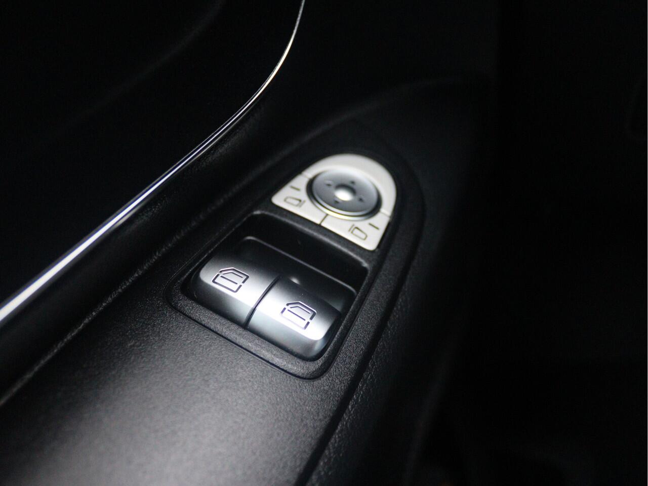 Mercedes-Benz VITO 116 CDI L2 D.C. Pro | CLIMA/CAMERA/CRUISE/2.500KG AHW | Certified