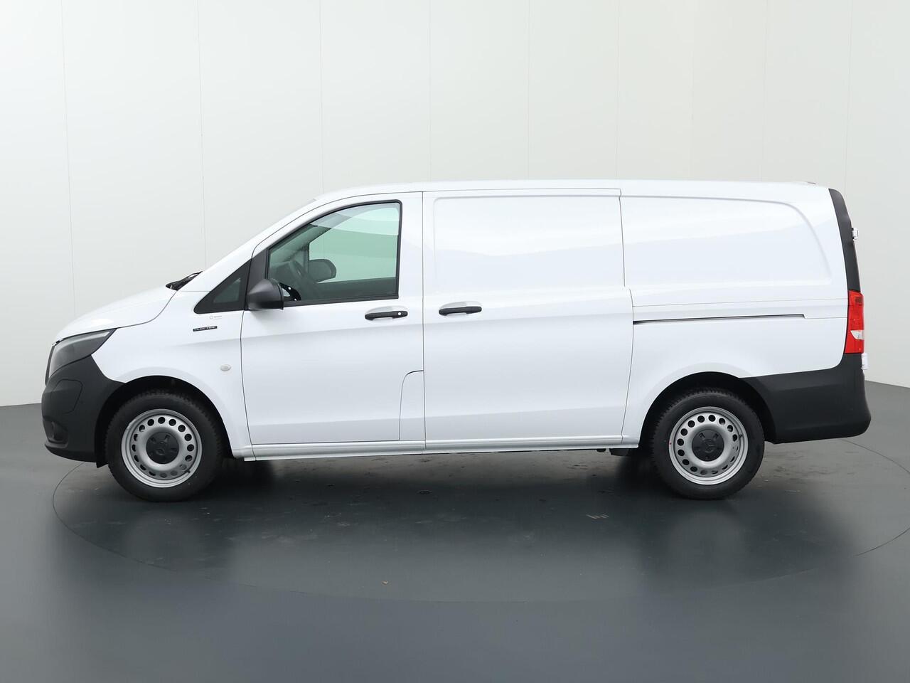 Mercedes-Benz VITO eVito Bestelwagen 66 kWh | Stoelverwarming | Navigatie | Parkeercamera | Airco