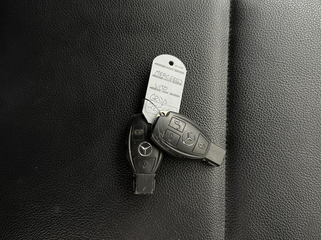 Mercedes-Benz VITO 114CDI Lang | 2xSchuifdeur | Leder | Navigatie | 3-Persoons | Trekhaak | Airco