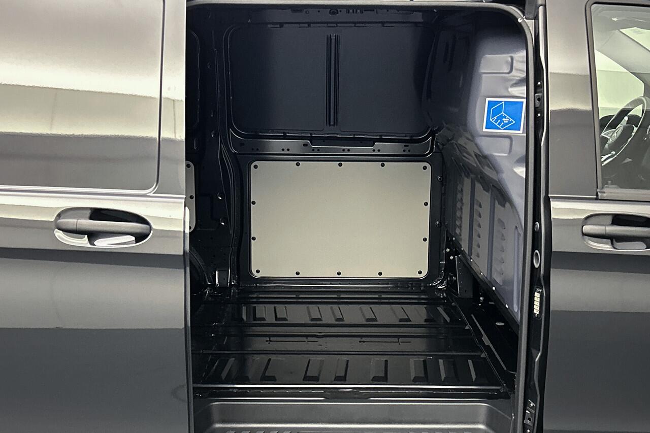 Mercedes-Benz VITO 114 CDI L2 Automaat | Lederen bekleding | LED | Parkeersensoren | Camera | Apple carplay