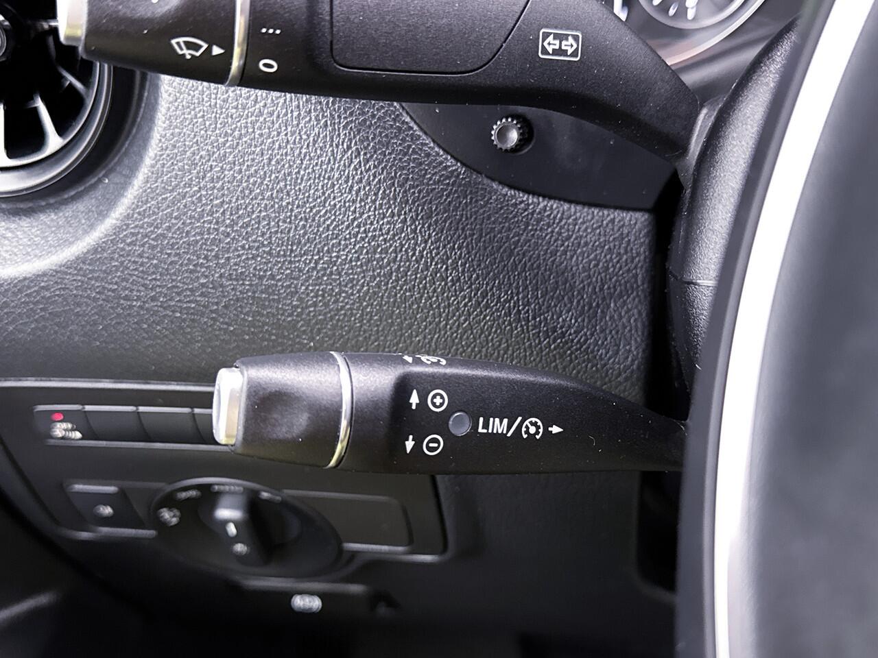 Mercedes-Benz VITO 116 CDI Extra Lang Led Trekhaak Navigatie Apple Carplay/Android Auto Cruise Control