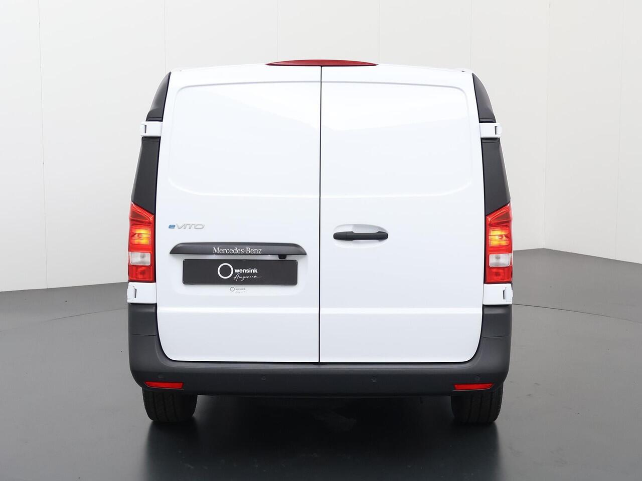 Mercedes-Benz VITO eVito Lang 66 kWh | Stoelverwarming | Navigatie | Achteruitrijcamera | Airco | LED Koplampen | Cruise Control |