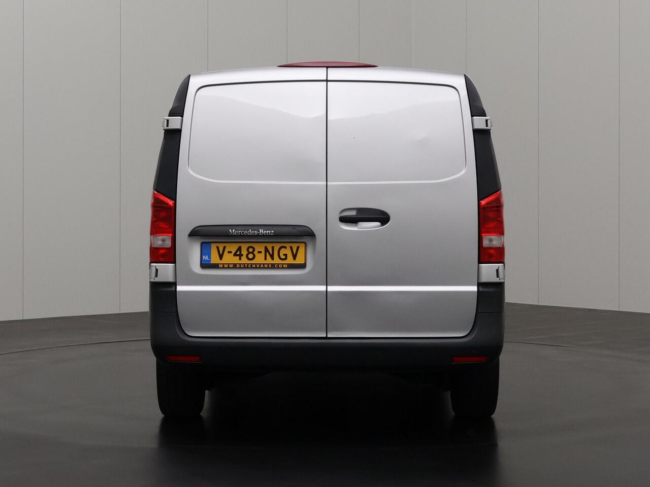 Mercedes-Benz VITO 116CDi 9G-Tronic Automaat Lang Achterdeuren | Navigatie | Multimedia | Airco | Cruise | 3-Persoons