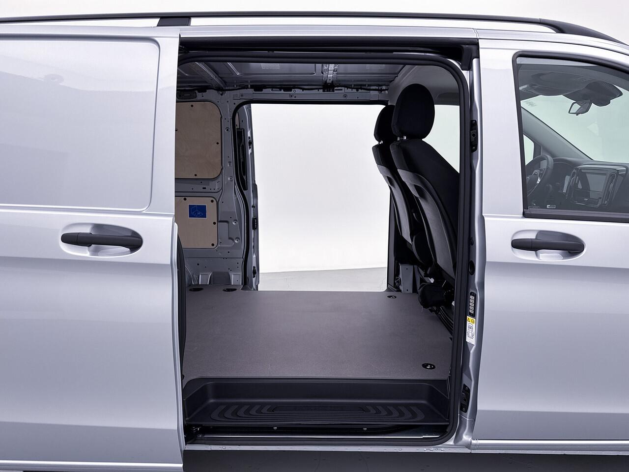 Mercedes-Benz VITO 119 CDI Extra Lang Dubbele Schuifdeur Multibeam LED Trekhaak Achteruitrijcamera Betimmering