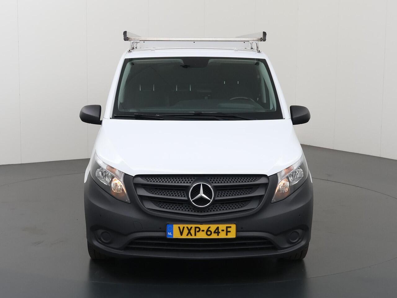 Mercedes-Benz VITO 116 CDI | L2 | AUTOMAAT | 2800 KG AHW TREKHAAK | AIRCO | CRUISE | CAMERA | CARPLAY EN ANDROID AUTO | PARKEERSENSOREN | ACHTERDEUREN | STOELVERWARMING