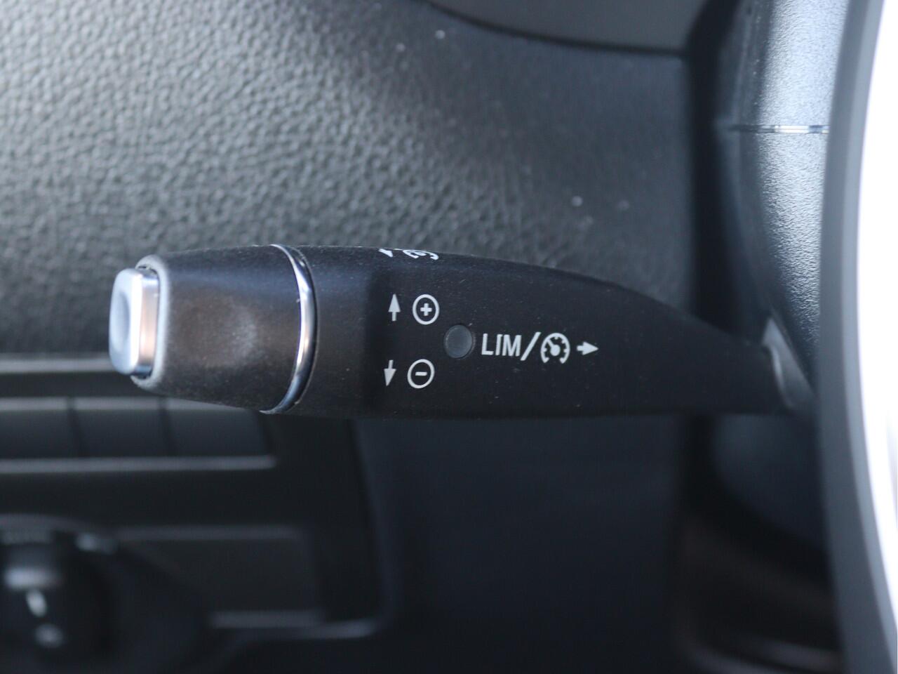 Mercedes-Benz VITO 116 CDI L2 D.C. | CLIMA/CAMERA/CRUISE/2.500KG AHW | Certified .