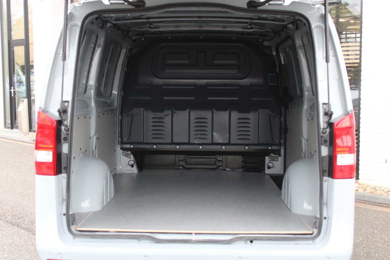 Mercedes-Benz VITO 114 CDI / Edition / Automaat / Lang / 1.800km!! / Led / Camera / Navi / NIEUWSTAAT